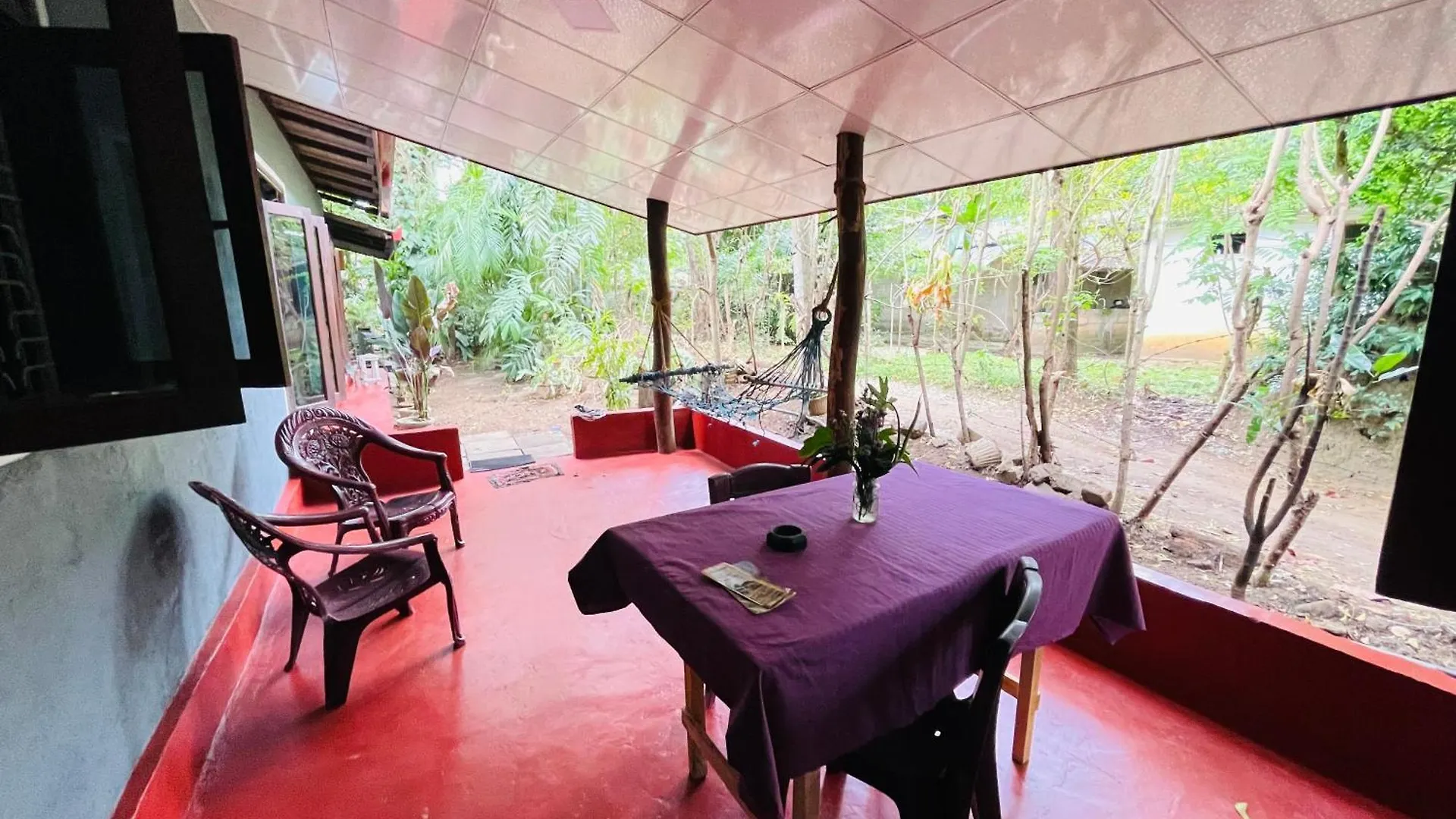 Green Grass Homestay Sigiriya Sri Lanka